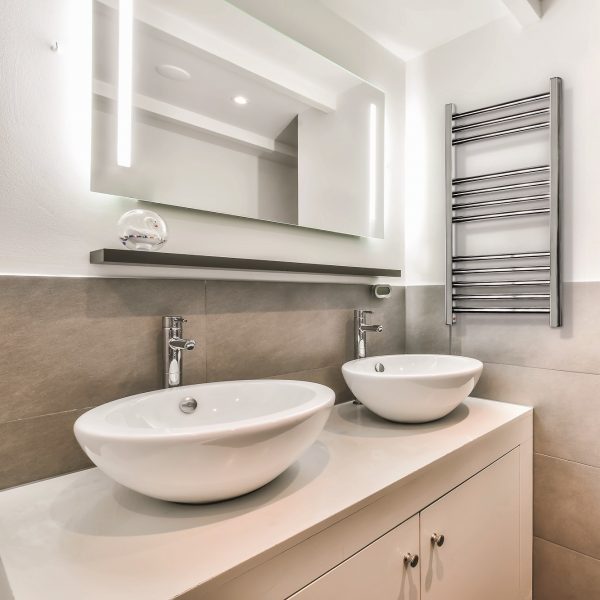 Interior Design Of Beautiful And Elegant Bathroom